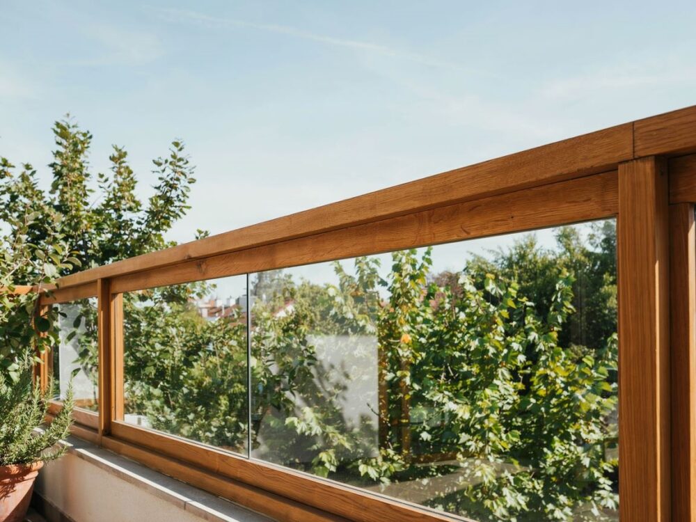 projekt balustrady z metalu i szkła